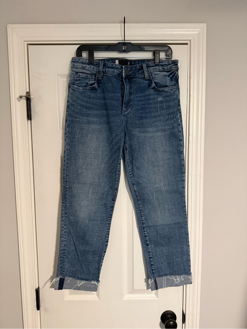 KUT From the Kloth - Catherine High Rise Boyfriend crop